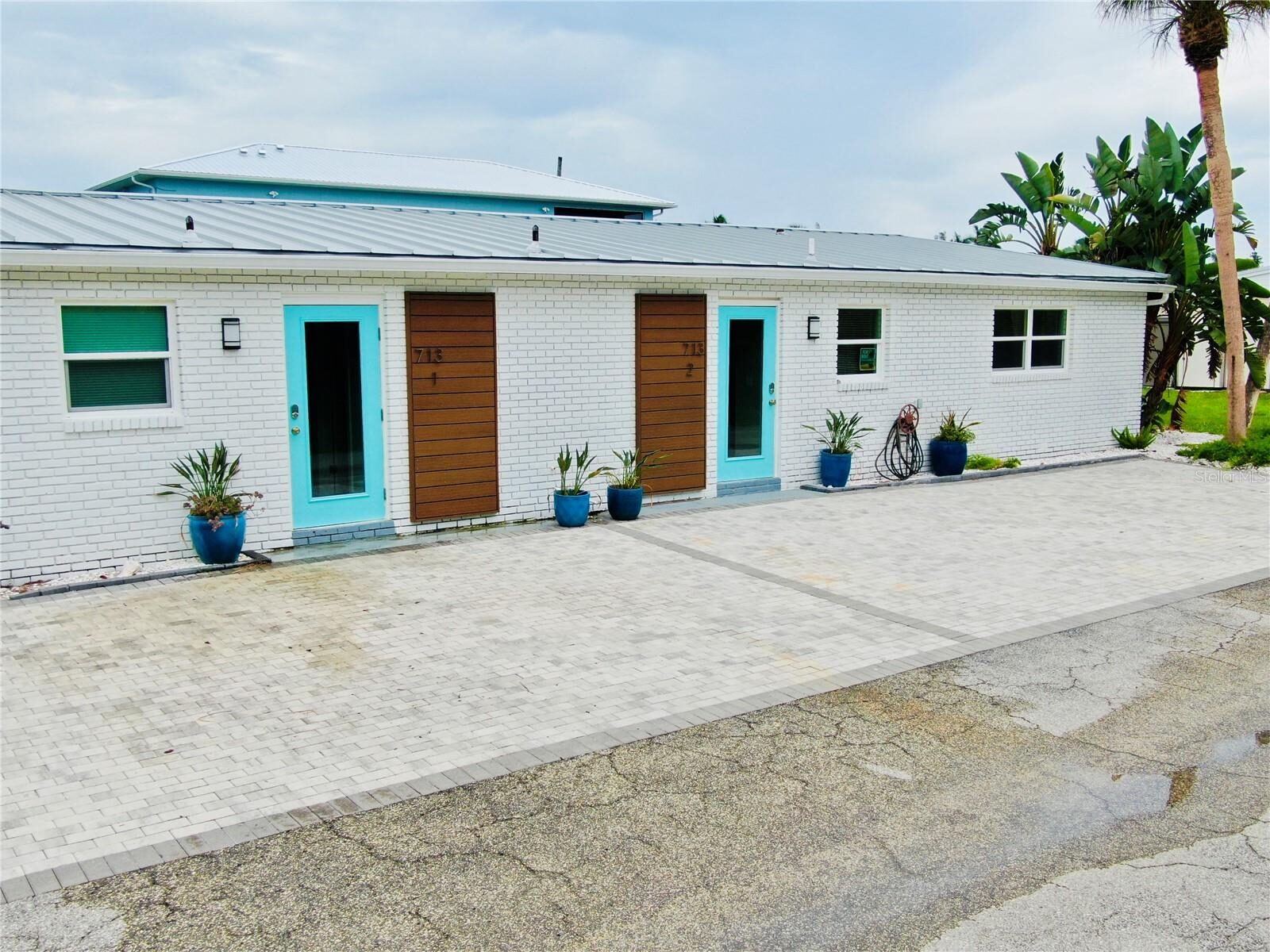 713 Saint Judes Drive South 2 on Longboat Key
